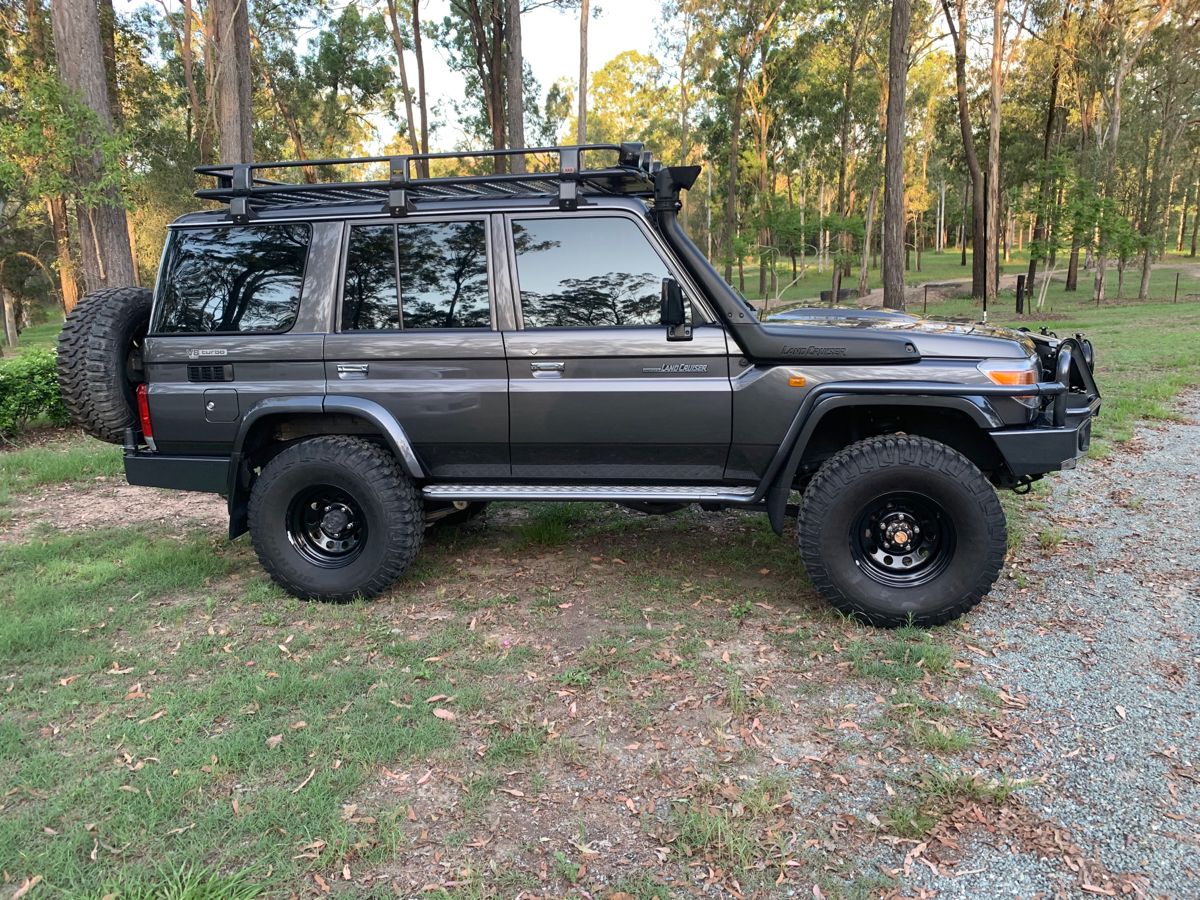 self drive kenya tours - Toyota Land Cruiser Hardtop