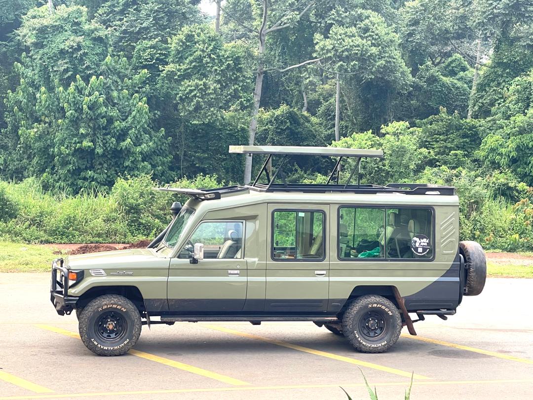 Rent Safari Land Cruiser in Kenya